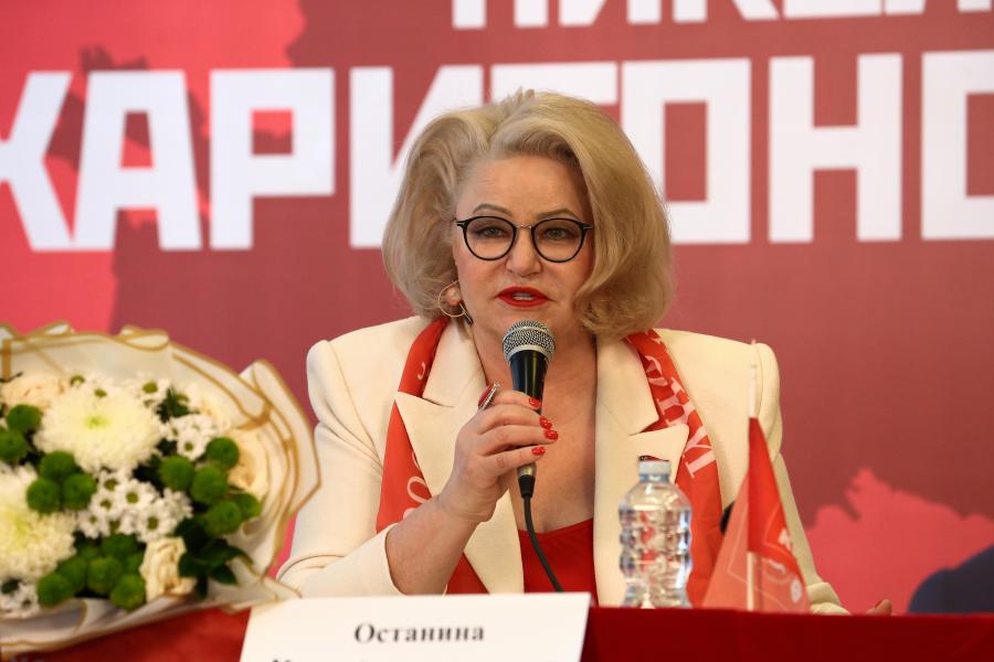 Н.М. Харитонов встретился с участницами ВЖС - «Надежда России» и представительницами женских организаций