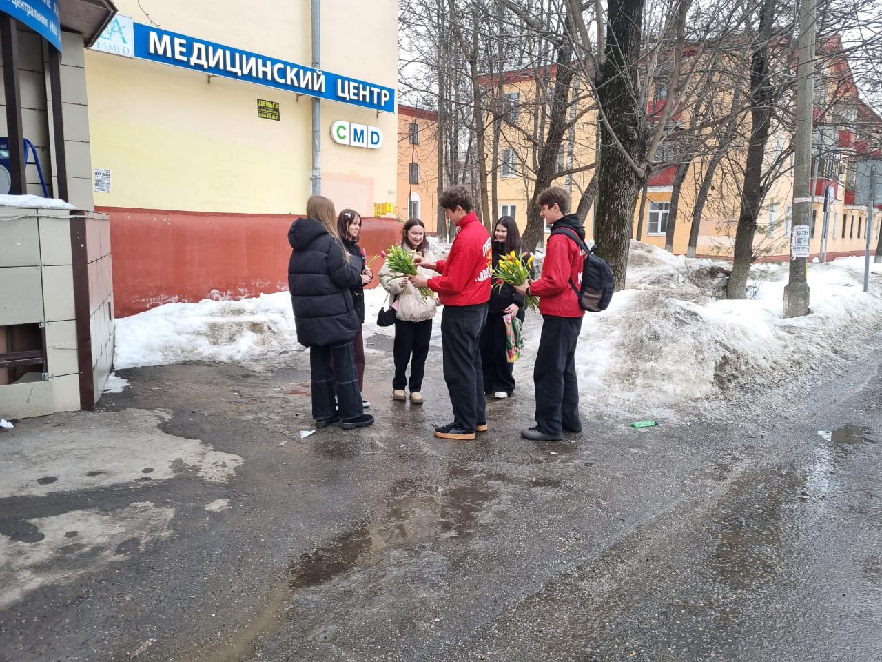 По Люберцам шагает «Красный тюльпан»