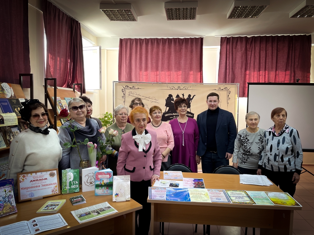Марк Черемисов: «Поэзия живет в наших сердцах!»