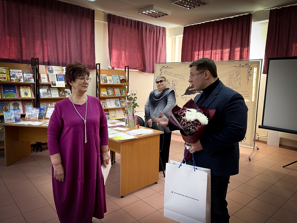 Марк Черемисов: «Поэзия живет в наших сердцах!»