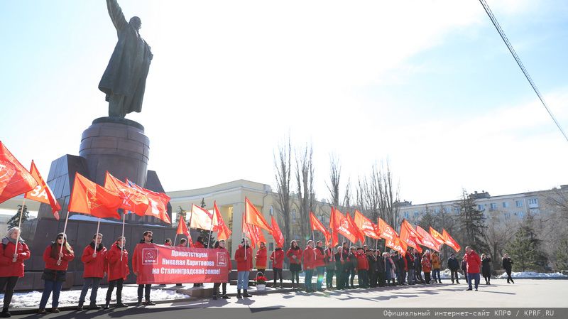 Николай Харитонов завершил рабочую поездку в Волгоград