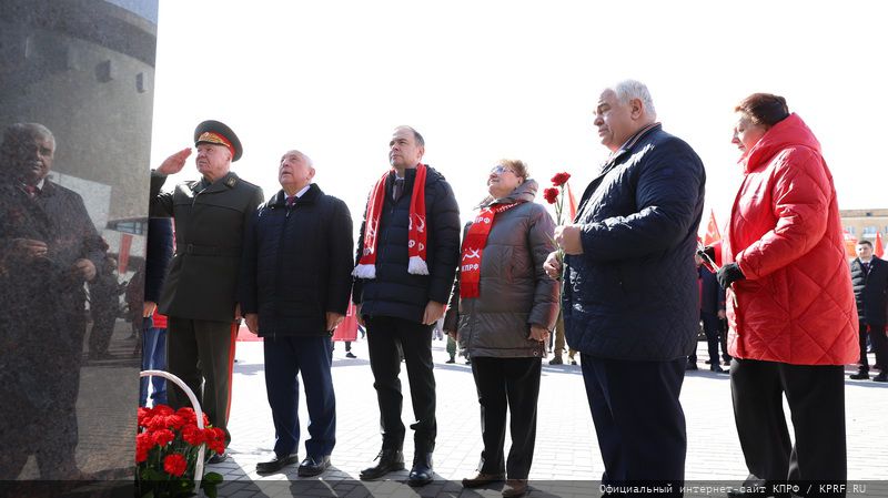 Николай Харитонов завершил рабочую поездку в Волгоград