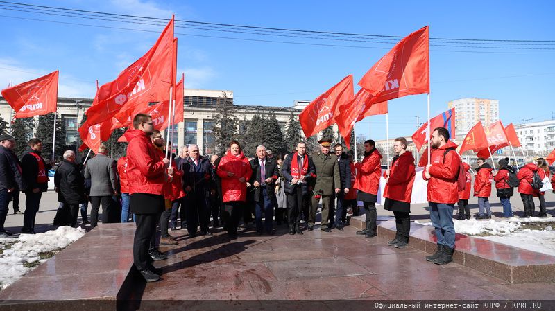 Николай Харитонов завершил рабочую поездку в Волгоград