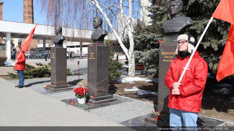 Николай Харитонов завершил рабочую поездку в Волгоград