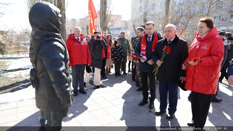 Николай Харитонов завершил рабочую поездку в Волгоград