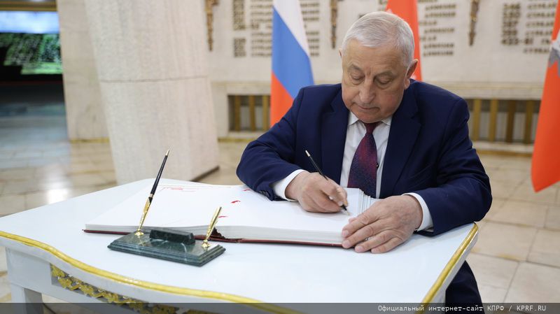 Николай Харитонов завершил рабочую поездку в Волгоград