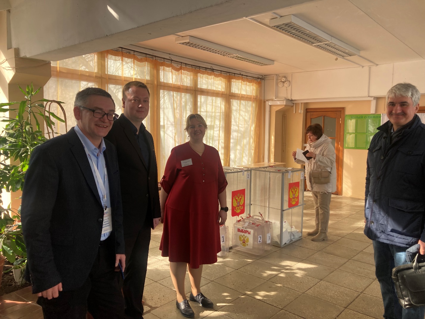 По поручению руководителя фракции КПРФ в Мособлдуме Александра Наумова проверен ход голосования на избирательных участках в г.о. Химки и Дмитровский г.о.