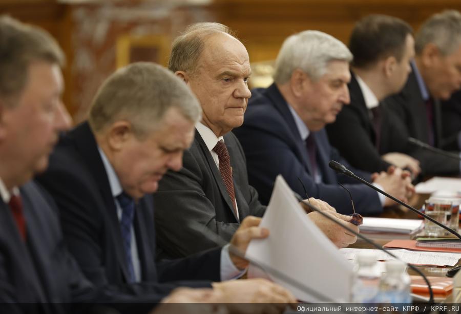 Депутаты фракции КПРФ в Госдуме во главе с Г.А. Зюгановым встретились с Михаилом Мишустиным