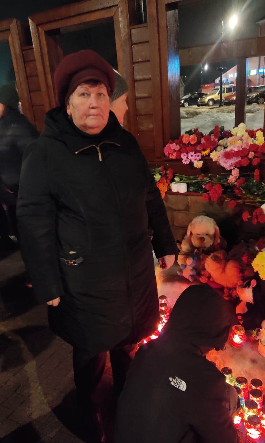 Сергей Стрельцов в день национального траура почтил память погибших от рук террористов