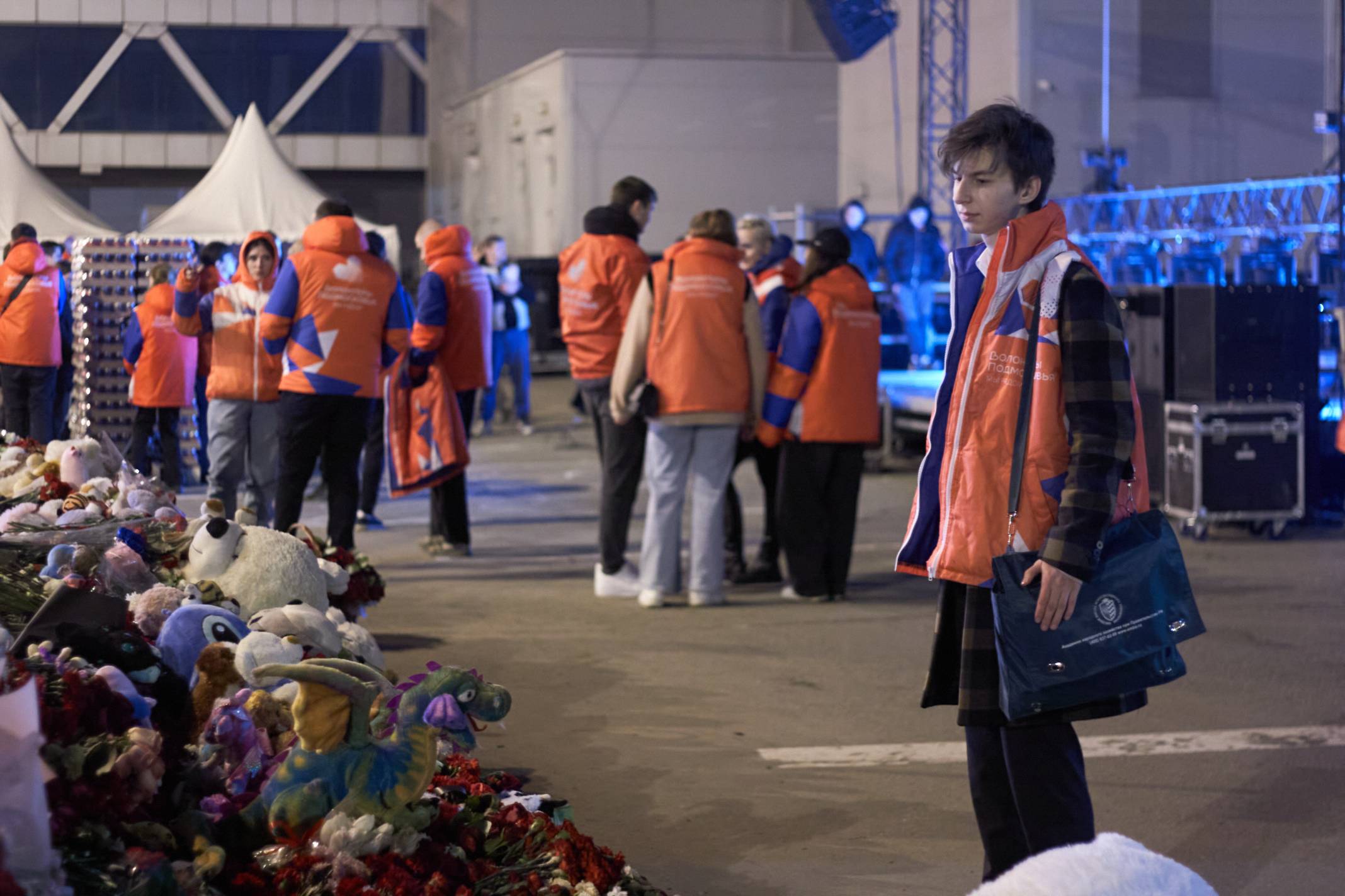 Волонтёры Крокуса