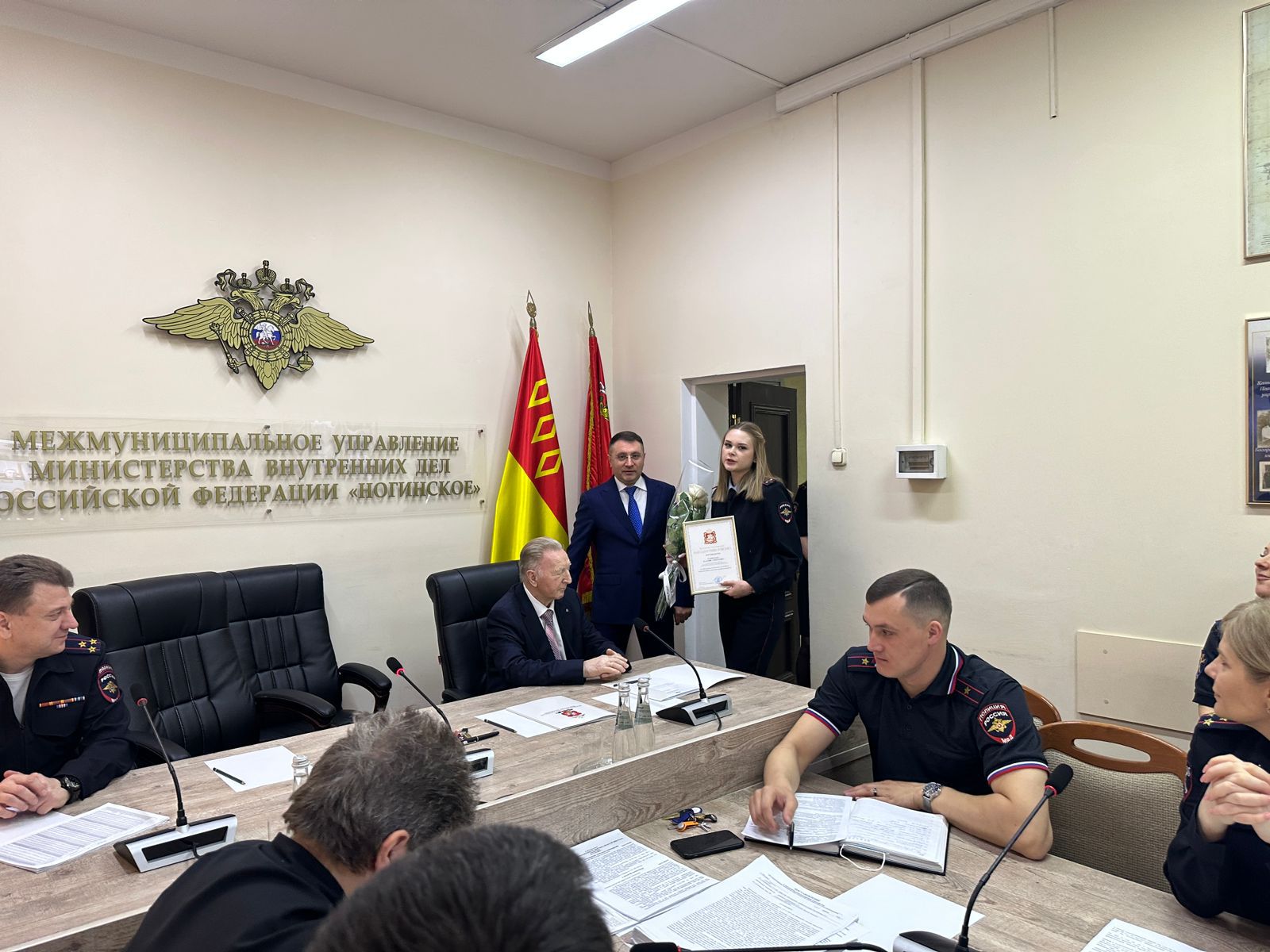 По поручению депутата Мособлдумы Марка Черемисова передали награды Московской областной Думы сотрудникам МУ МВД России «Ногинское».