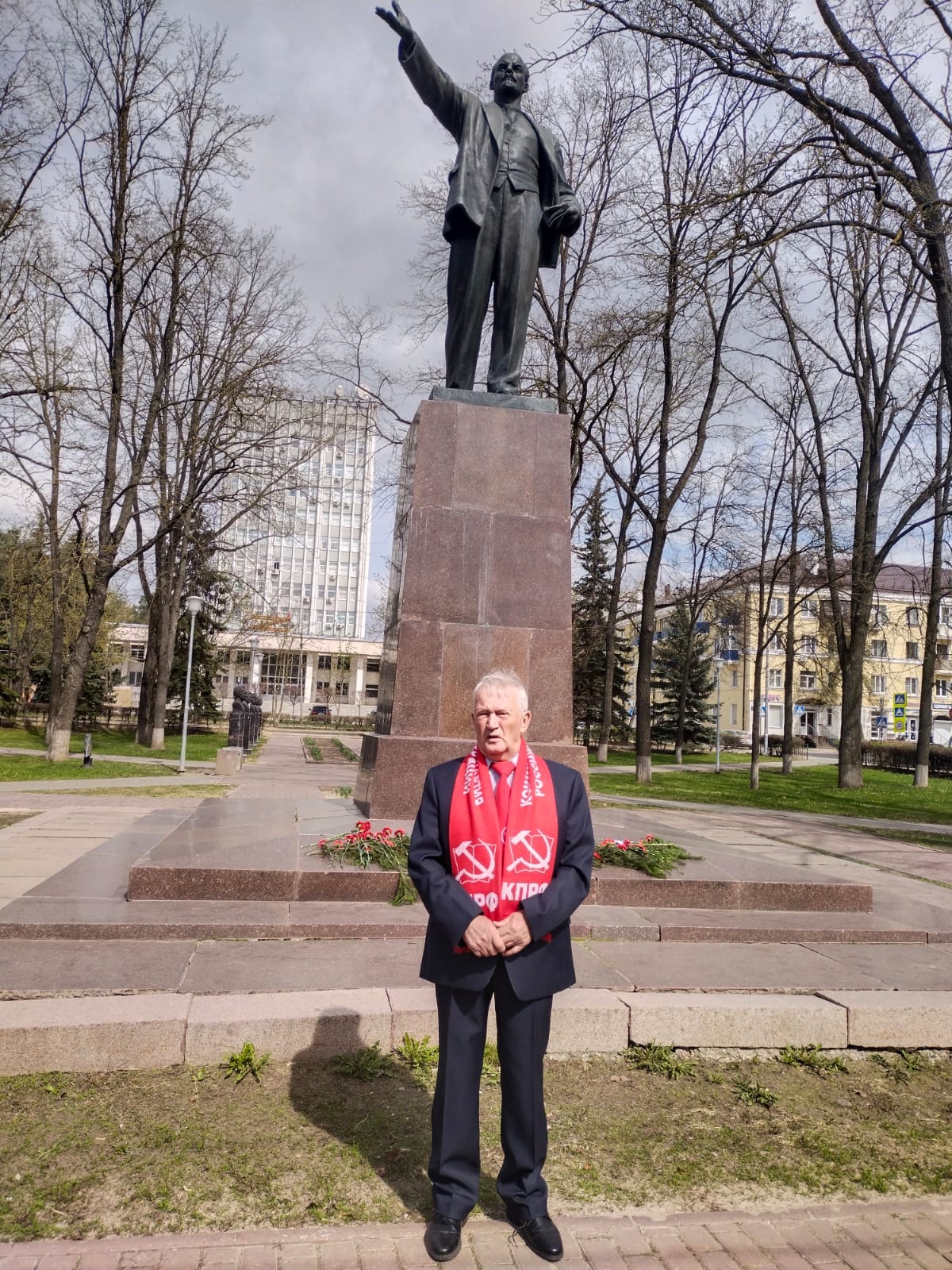 Воскресенские коммунисты почтили память В.И. Ленина