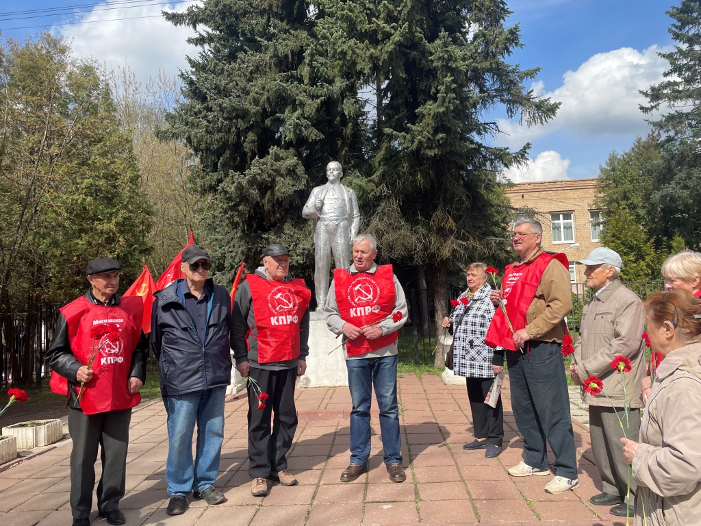 В Солнечногорске прошел субботник и отметили день рождения В.И. Ленина