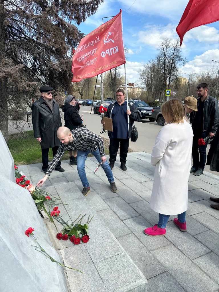 Возложение в Королёве
