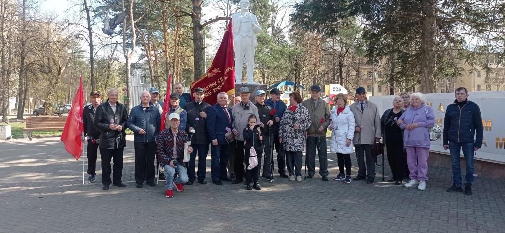 В Щёлково провели праздничные мероприятия с возложением цветов к памятникам В.И. Ленина