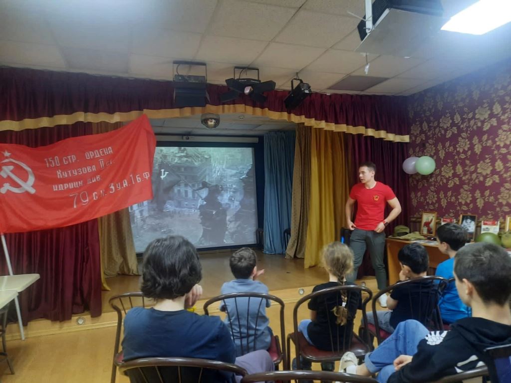 Акция «Знамя нашей Победы» в Королёве