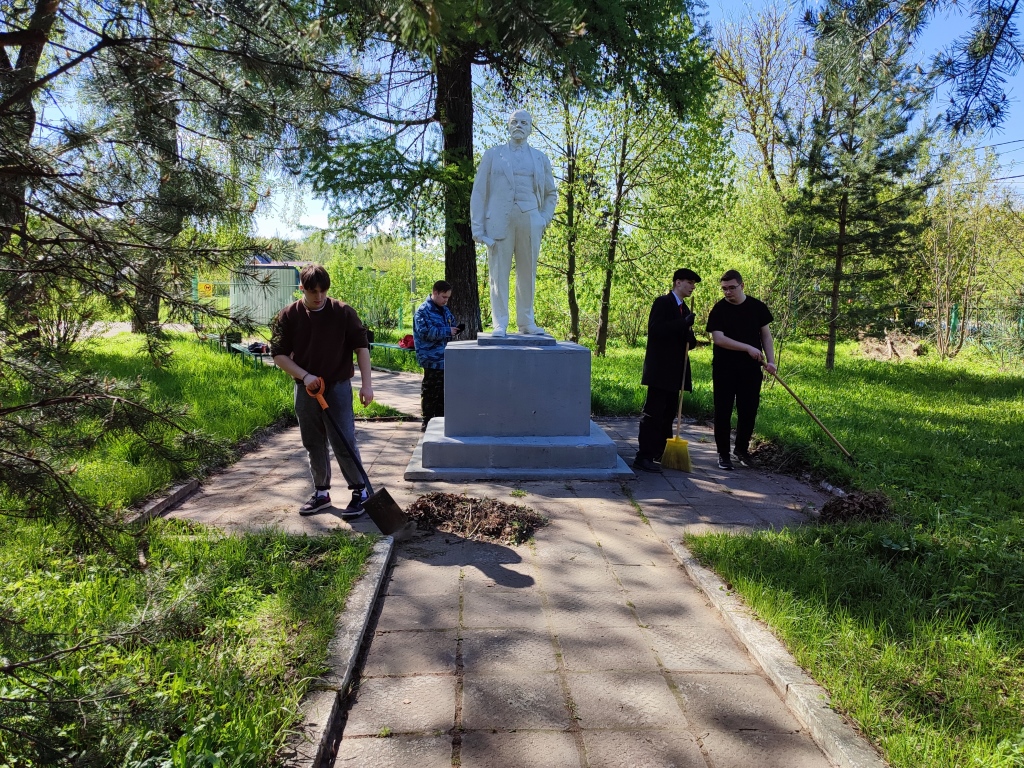 Комсомол готовится ко Дню Победы