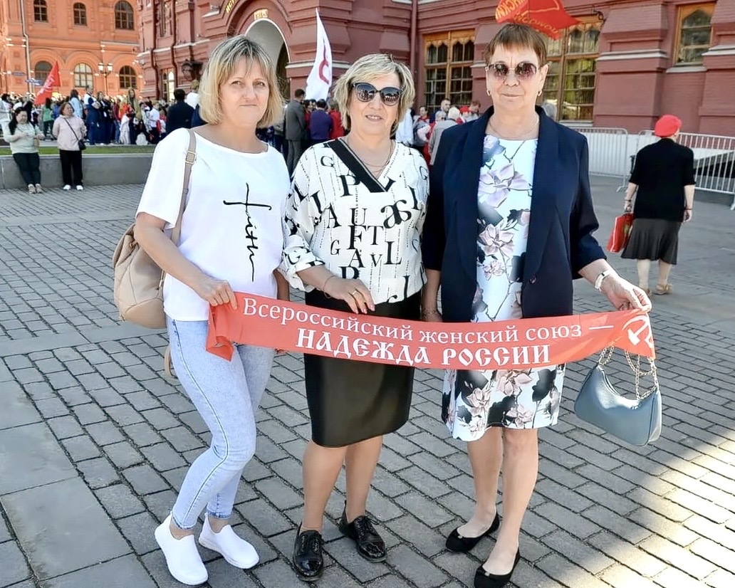 Коломенские пионеры на Красной площади вступили в ряды пионерии