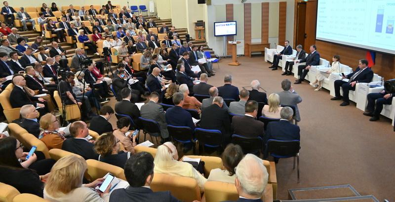 В.И. Кашин провел в Госдуме парламентские слушания на тему: «Законодательное обеспечение реализации Государственной программы «Комплексное развитие сельских территорий»