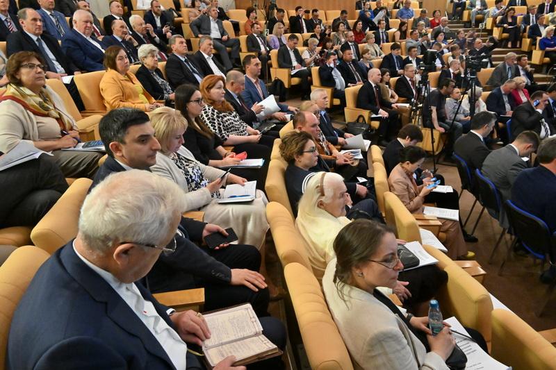В.И. Кашин провел в Госдуме парламентские слушания на тему: «Законодательное обеспечение реализации Государственной программы «Комплексное развитие сельских территорий»