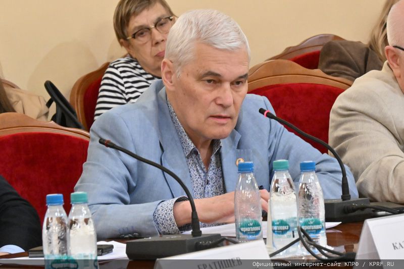 Социализм — будущее России и мира!