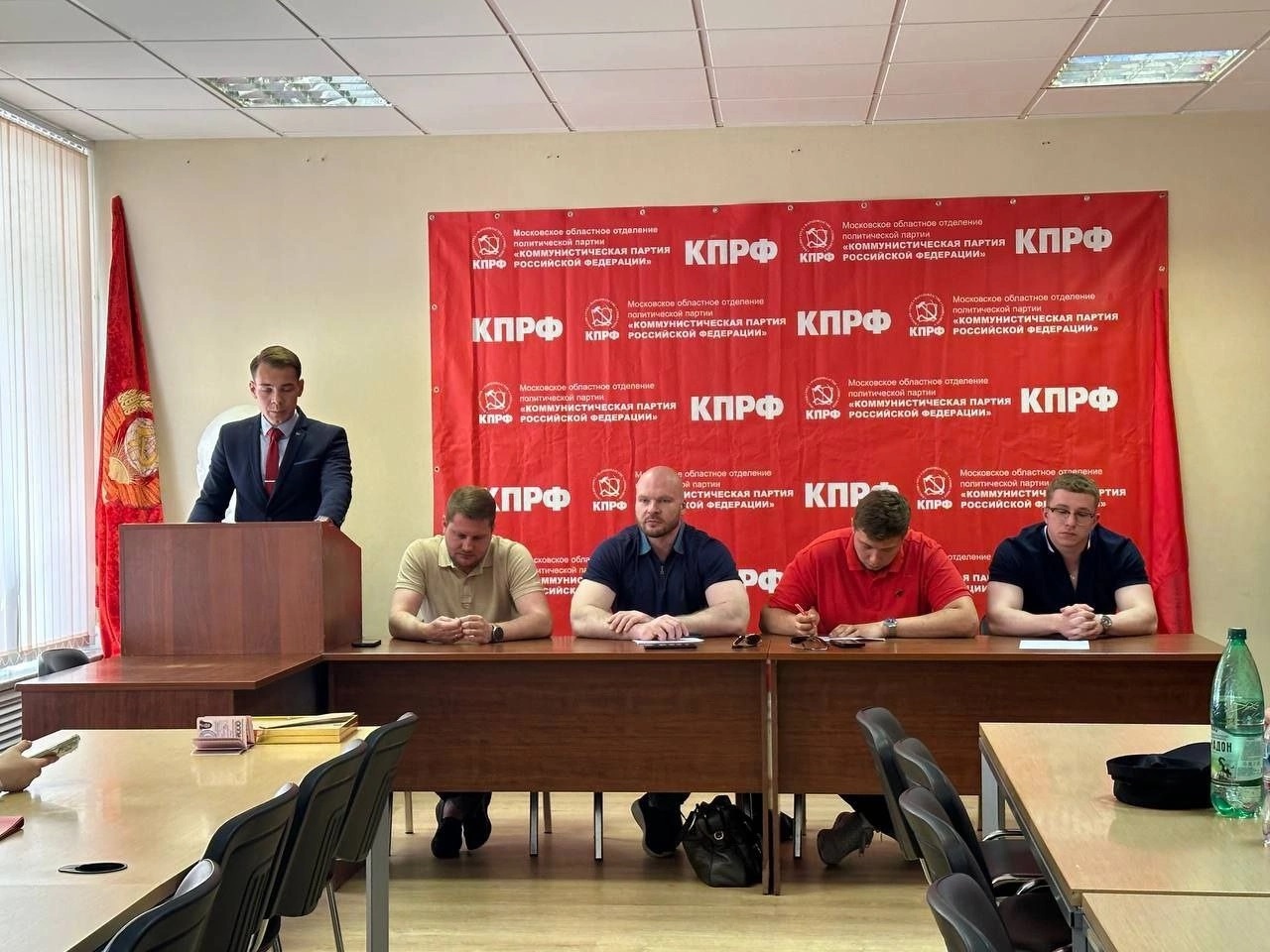 В подмосковном Обкоме состоялось очередное совещание первых секретарей городских организаций МК ЛКСМ РФ