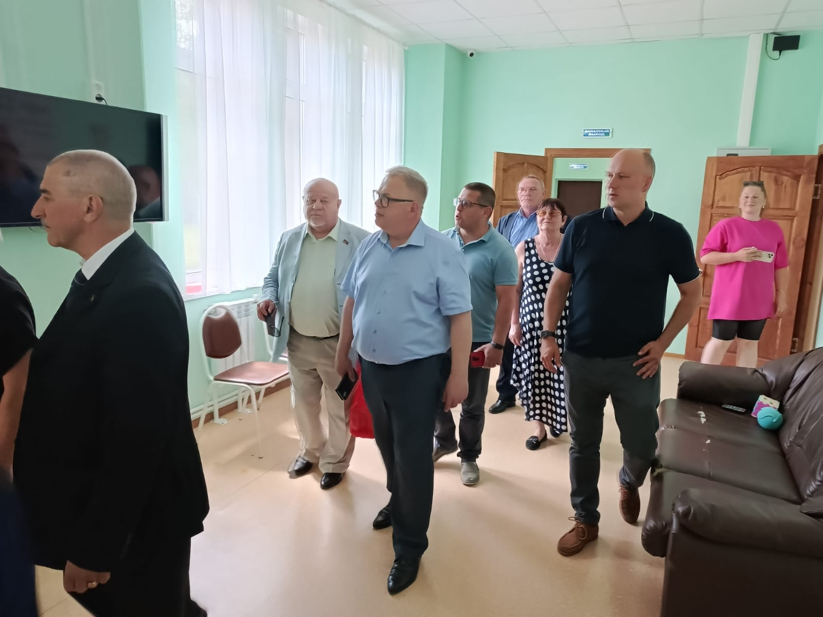 Руководитель фракции КПРФ в Модсоблдуме Александр Наумов встретился с семьями из Белгородской области