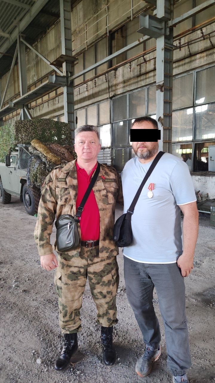 СВОих не бросаем!