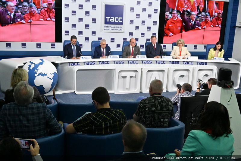Г.А. Зюганов: «Законодательные инициативы КПРФ помогут справиться с нацизмом и бандеровщиной!»