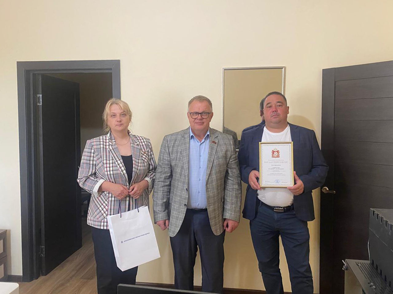 Руководитель фракции КПРФ Александр Наумов: Строители – одна из главных опор экономики. Строим – значит живем и развиваемся!