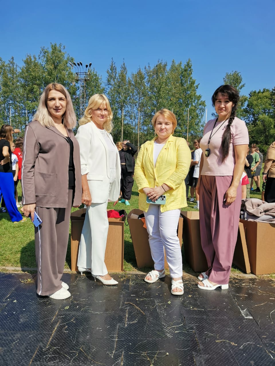 Помощь от Королёвских коммунистов детям с Курской области