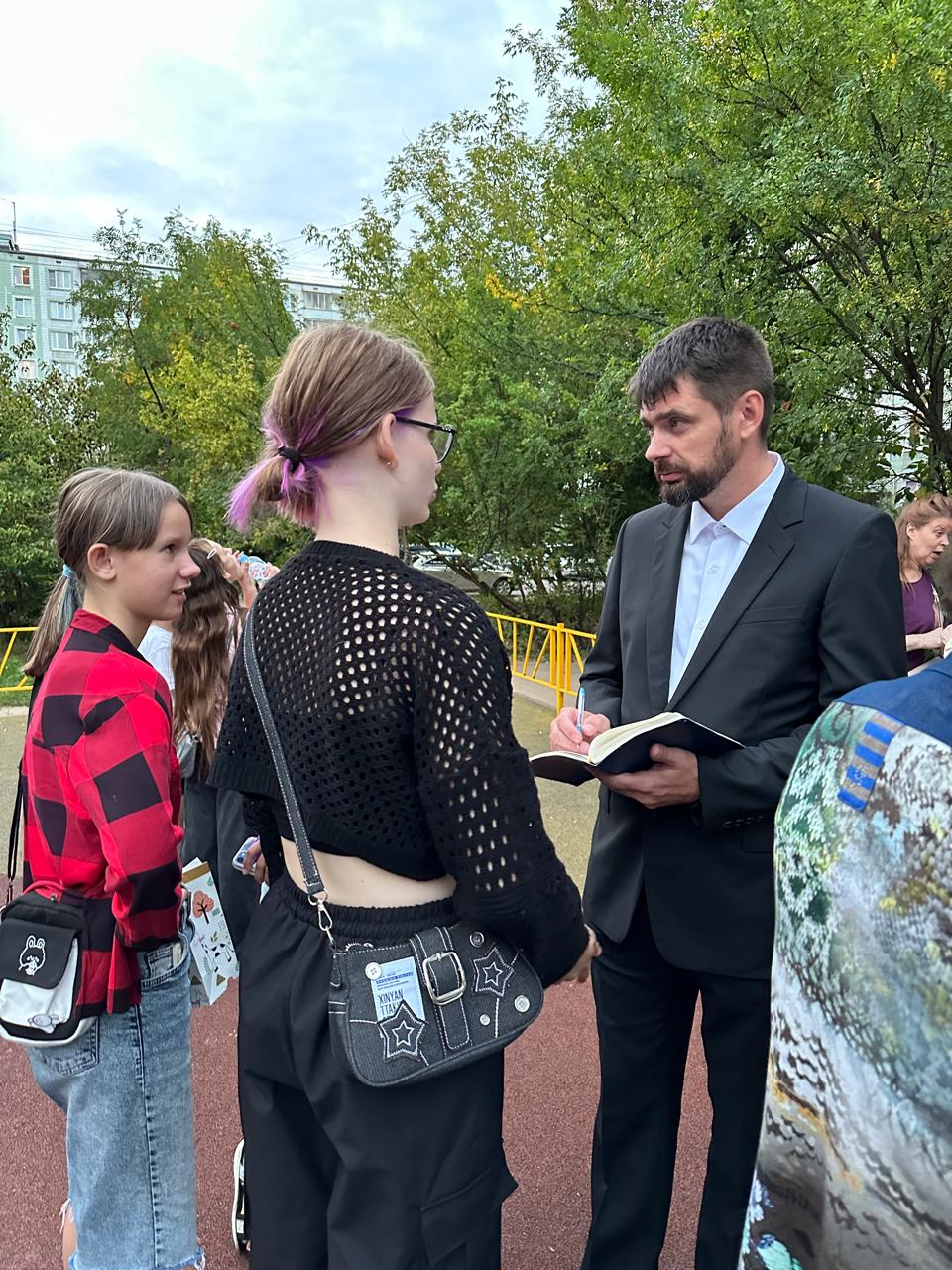 Встреча жителей с кандидатом Митрясовым Артёмом в Королёве