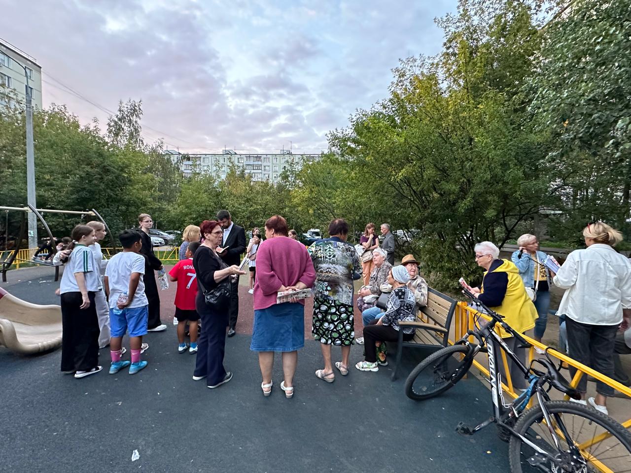 Встреча жителей с кандидатом Митрясовым Артёмом в Королёве