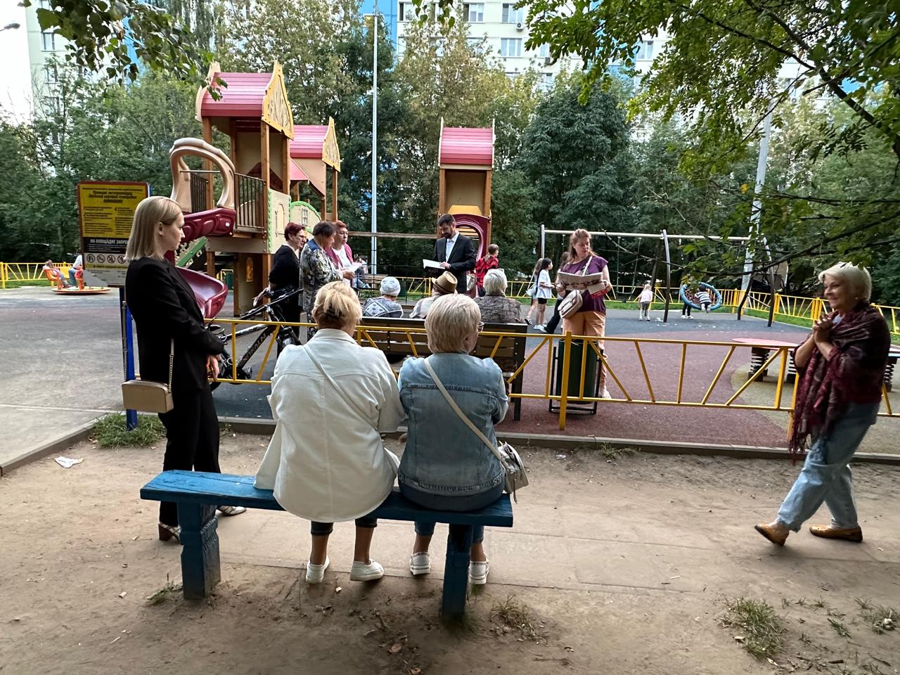 Встреча жителей с кандидатом Митрясовым Артёмом в Королёве