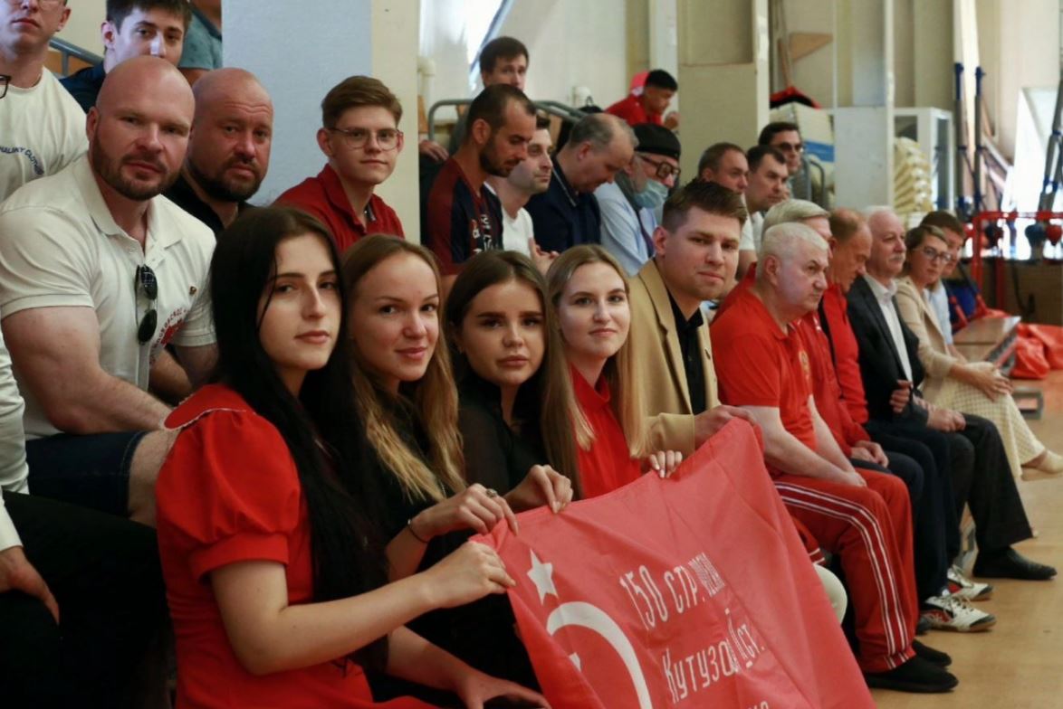 Комсомольцы Подмосковья посетили товарищеский матч по мини-футболу в подмосковном Реутове