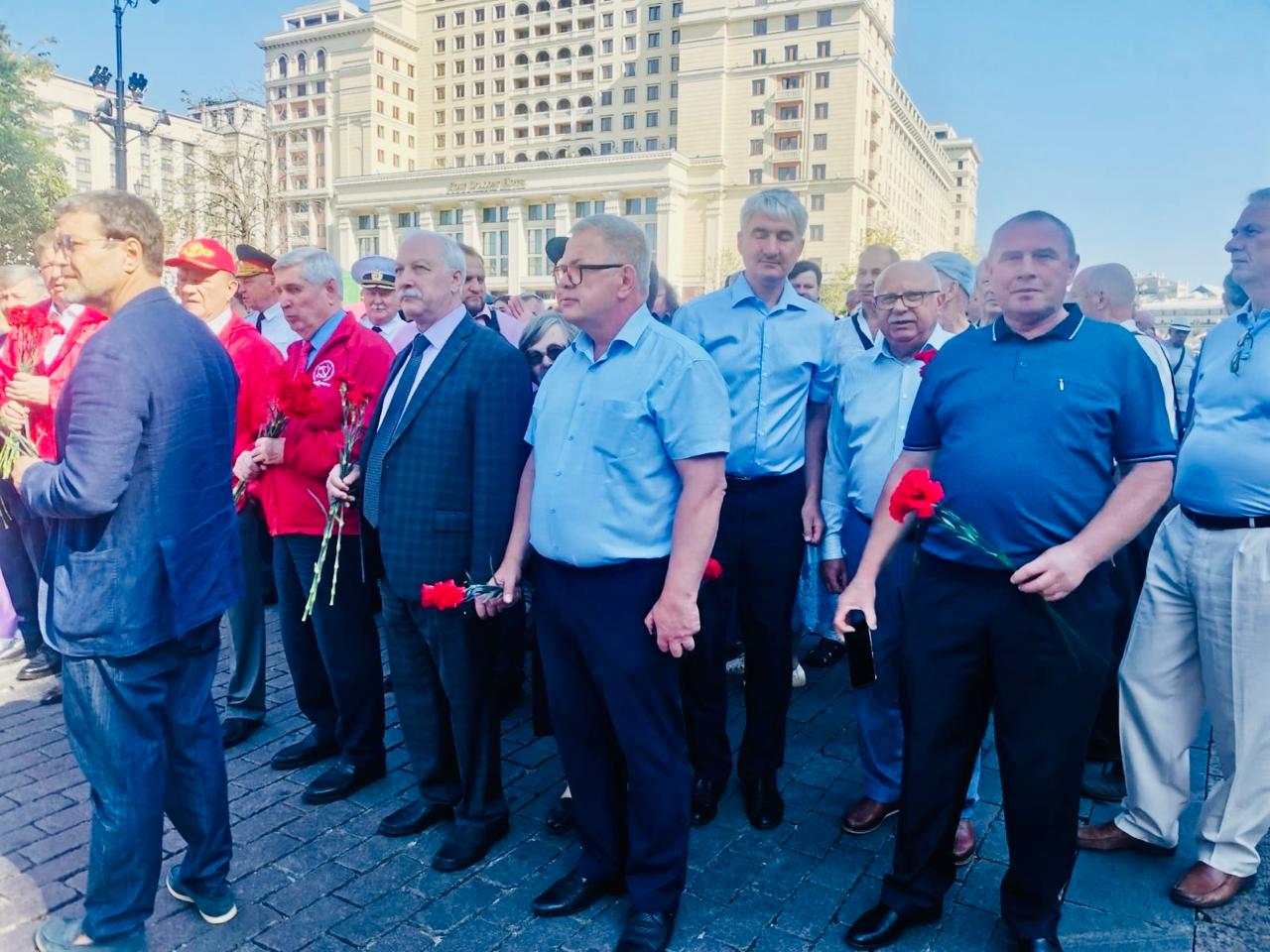 Руководитель фракции КПРФ в Мособлдуме Александр Наумов: Победили фашизм в 1945 – победим и сейчас!