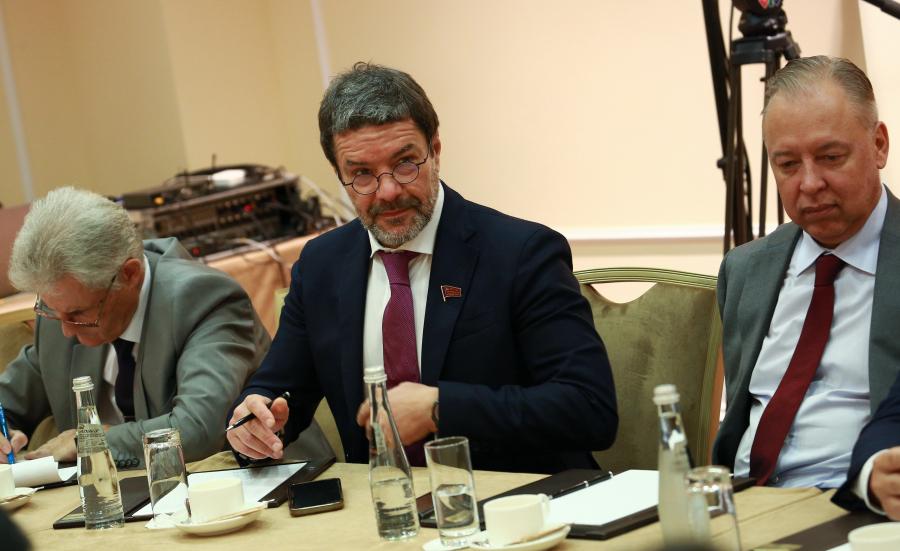 Г.А. Зюганов встретился с Председателем Национального Собрания Социалистической Республики Вьетнам Чан Тхань Манем