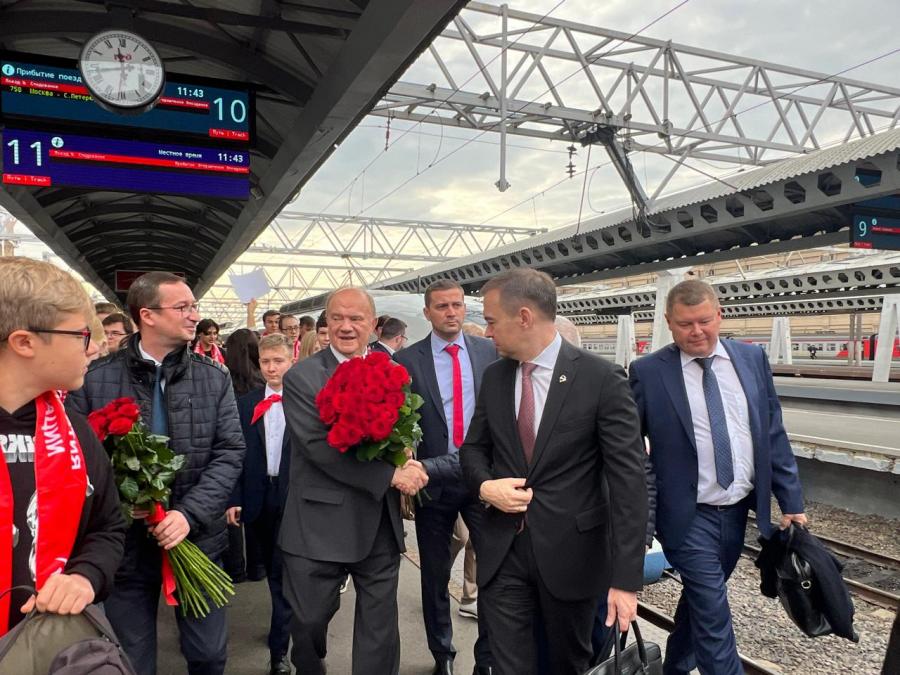 Г.А. Зюганов прибыл в Санкт-Петербург