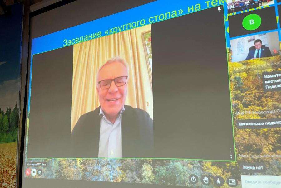 Г.А. Зюганов выступил на круглом столе