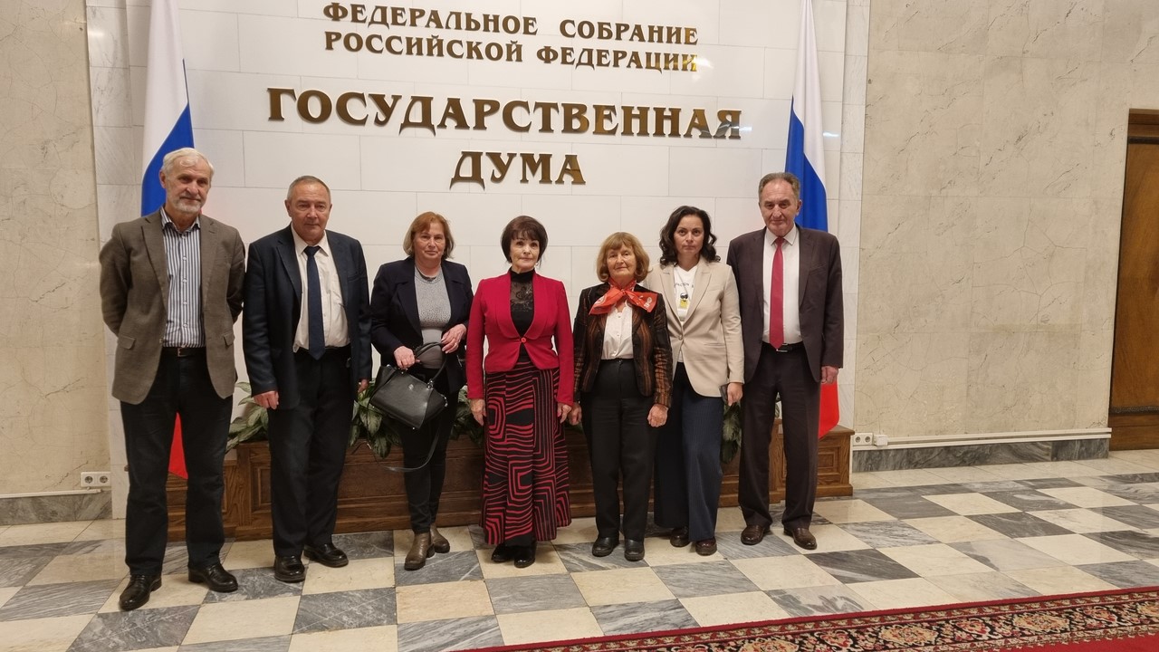 Николай Васильев принял участие в парламентских слушаниях