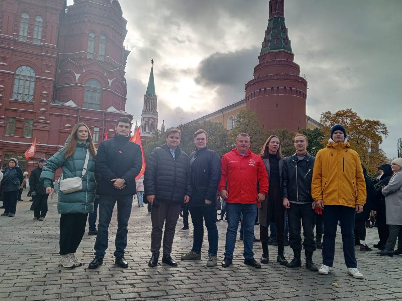 Представители МК ЛКСМ РФ приняли участие в праздничных мероприятиях в Москве, в честь 106-летия со дня основания Комсомола