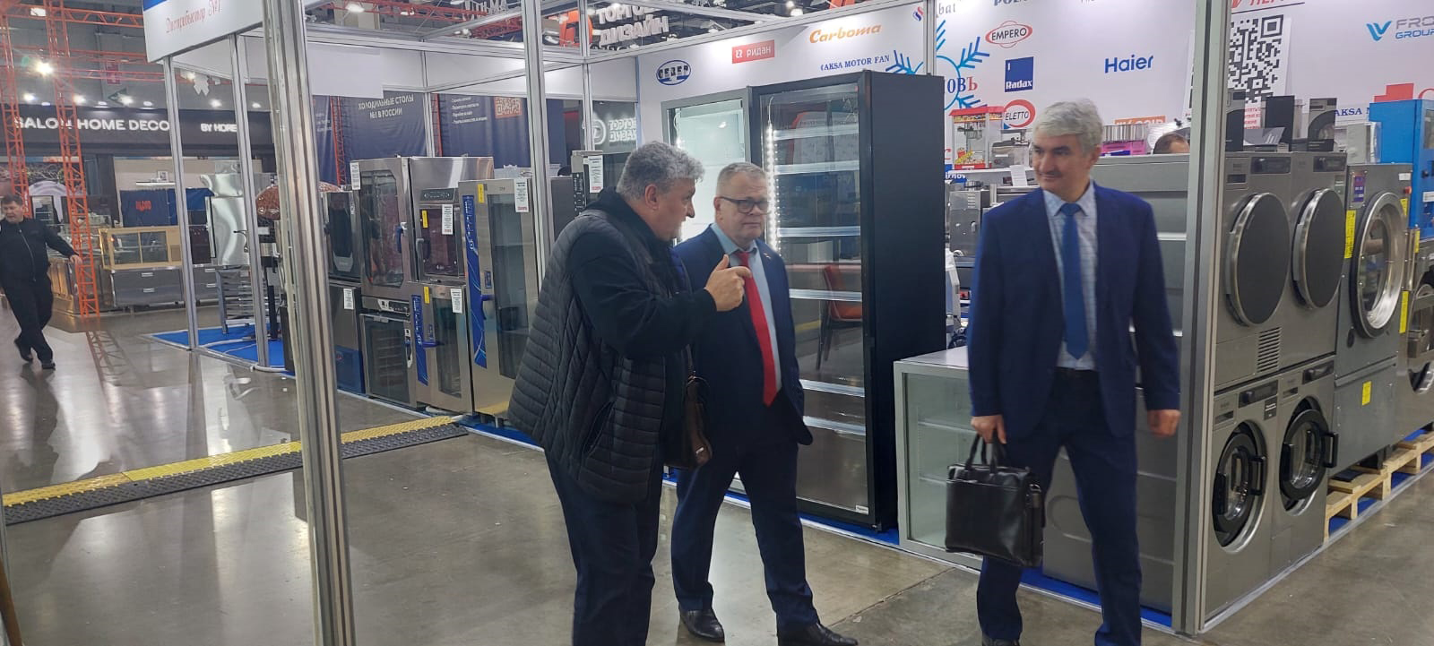 Руководитель фракции КПРФ Александр Наумов: «Наша задача, чтобы все отечественные наработки были в ближайшее время запущены в серийное производство»
