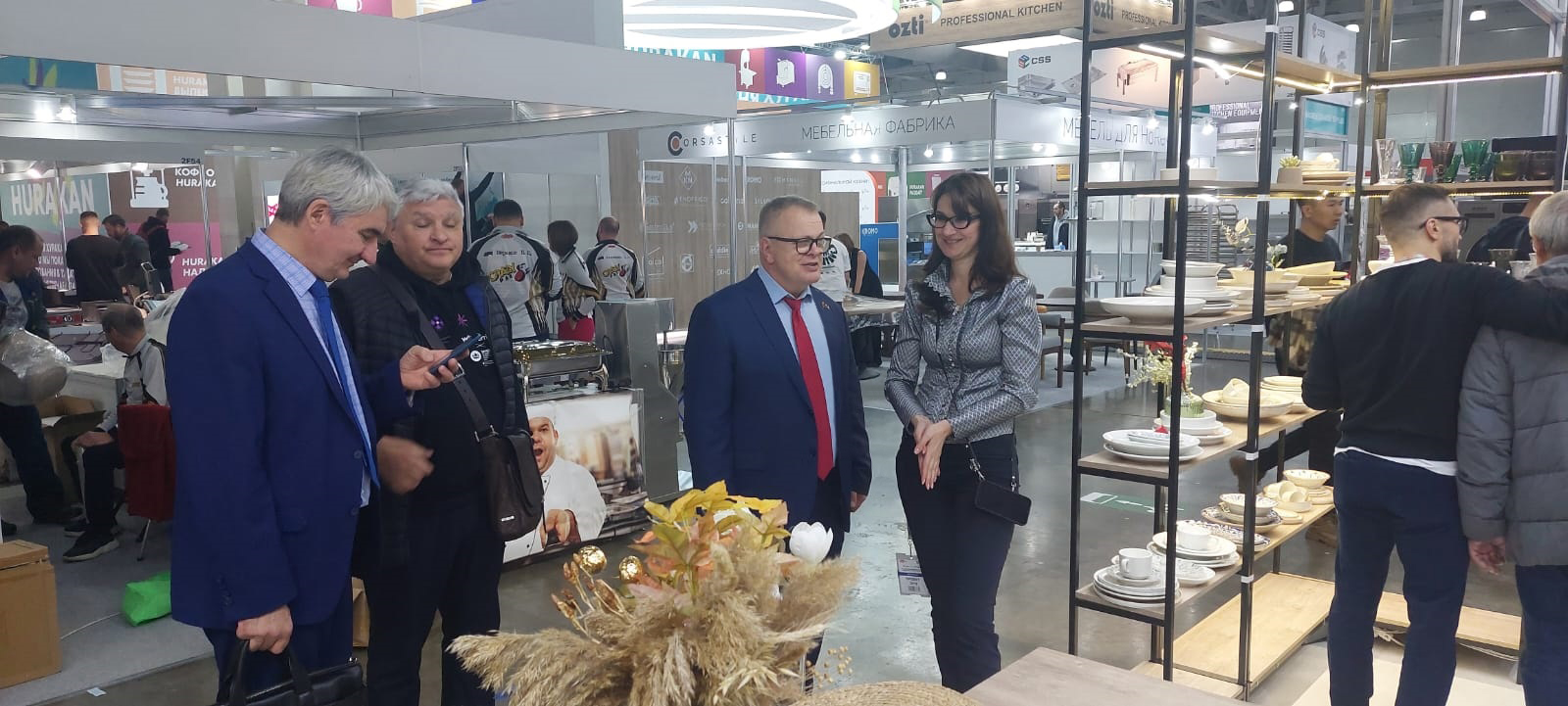 Руководитель фракции КПРФ Александр Наумов: «Наша задача, чтобы все отечественные наработки были в ближайшее время запущены в серийное производство»