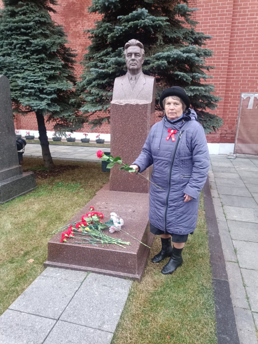КПРФ провела в Москве митинг, посвященный 107-й годовщине Великого Октября