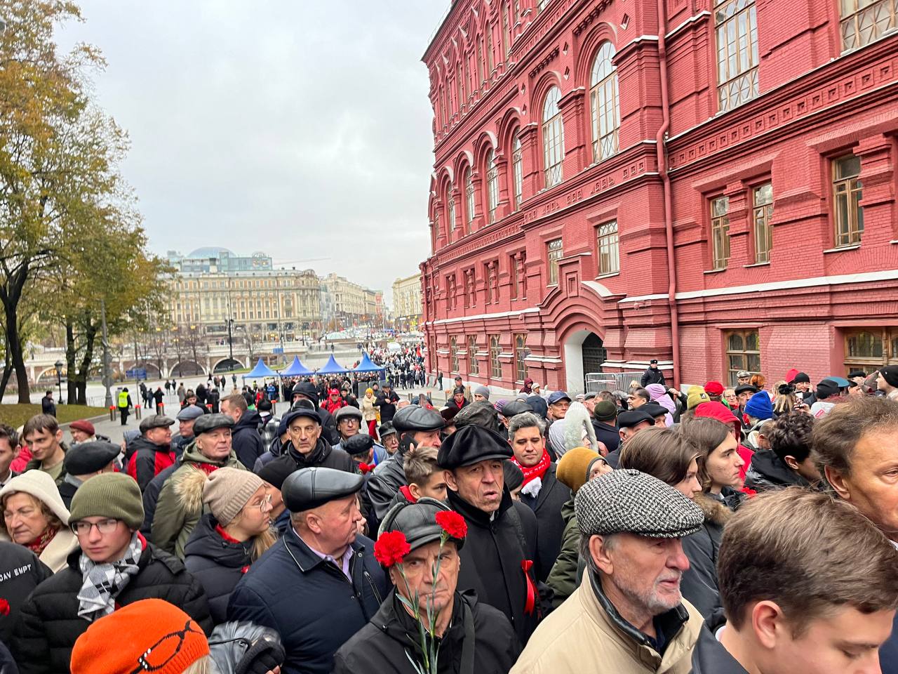 КПРФ провела в Москве митинг, посвященный 107-й годовщине Великого Октября (07.11.2024)
