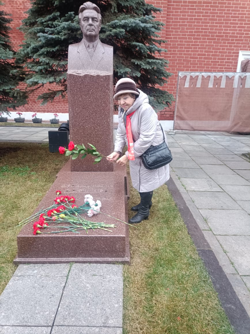 России быть Великой и Социалистической!