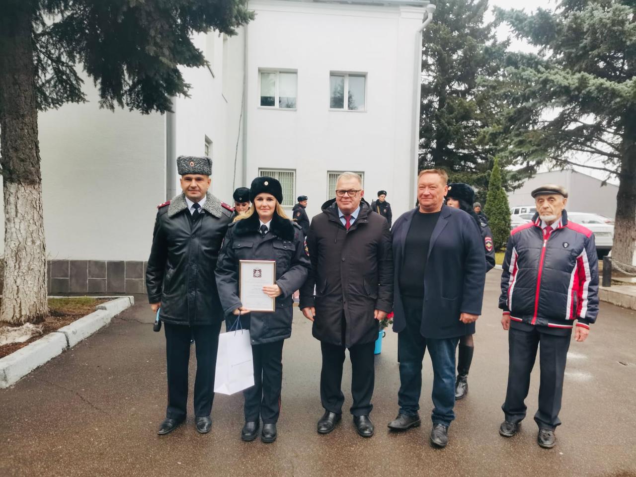 Руководитель фракции КПРФ Александр Наумов поздравил сотрудников полиции г.о. Домодедово с праздником