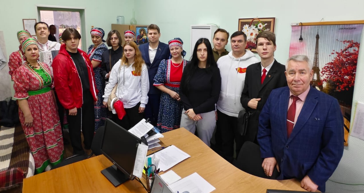 Помощь раненым продолжается