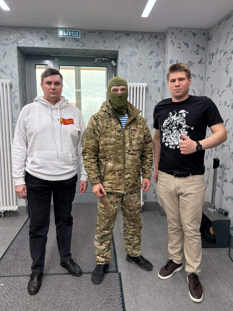 Депутат горсовета Лобни МО Даниил Рендаков провел встречу с командиром одного из разведывательных подразделений СВО