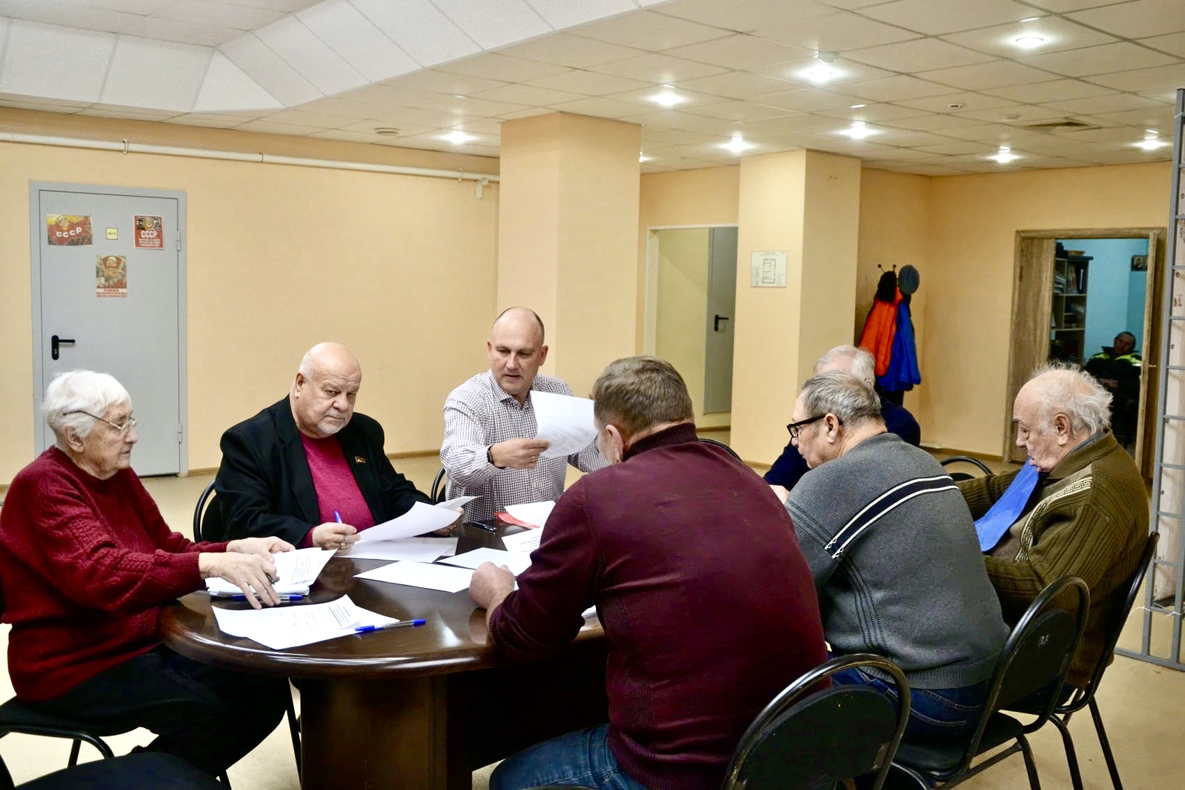 В Озерах прошло выездное заседание Бюро Коломенского ГК КПРФ